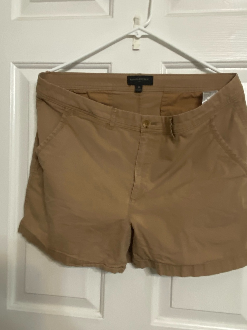 Banana Republic Women’s Khaki Bermuda Shorts